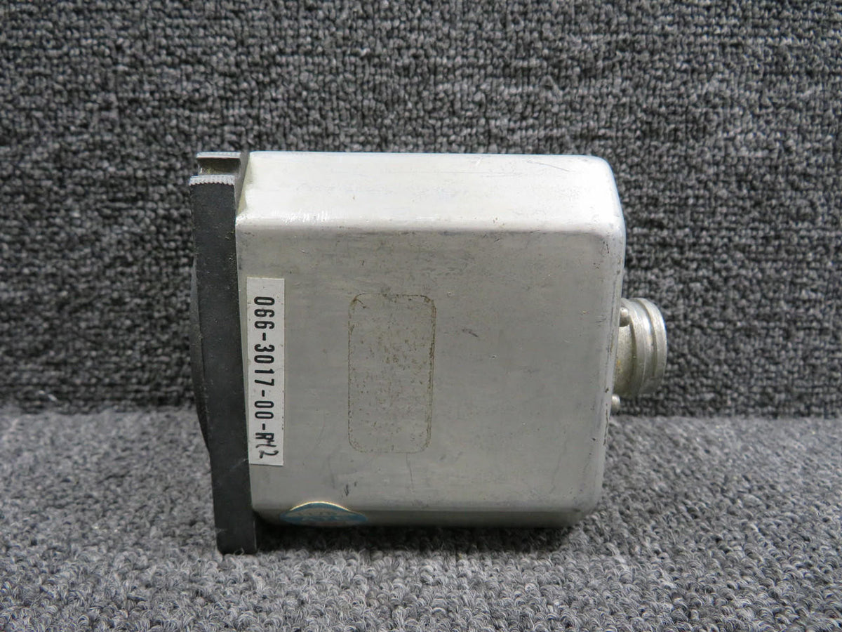 King Radio 066-3017-00 King Radio KI-22500 ADF Indicator (Grey Body)