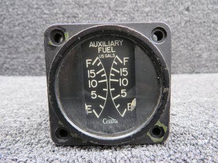 AID C662005-0101 A.I.D Dual Auxiliary Fuel Indicator (Worn and Chipped Paint)