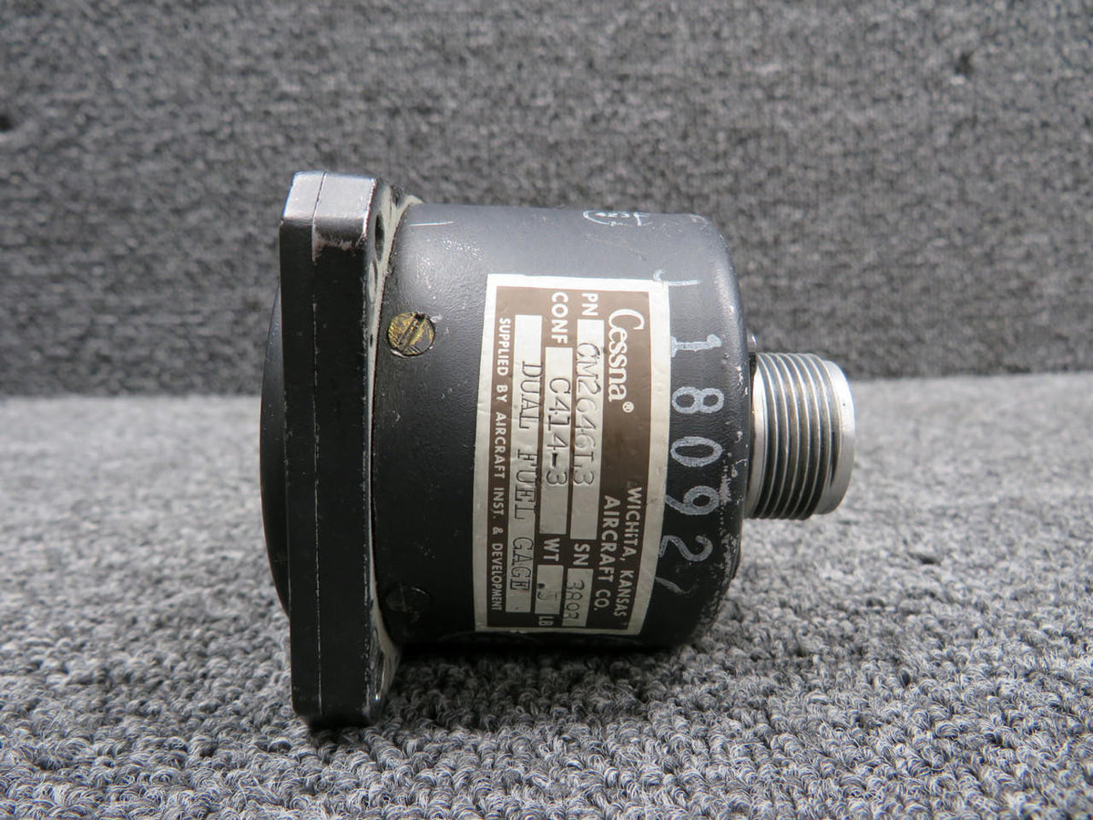 Aircraft Instruments CM2646L3 Aircraft Instruments Dual Auxiliary Fuel Indicator (Scratched Casing)
