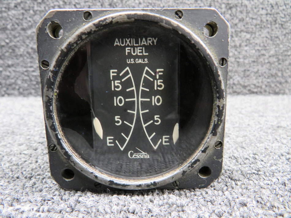 Standard Precision CM2646L3 (Alt: SP2002-4-CES) Standard Dual Fuel Gauge (Damaged Case and Face)