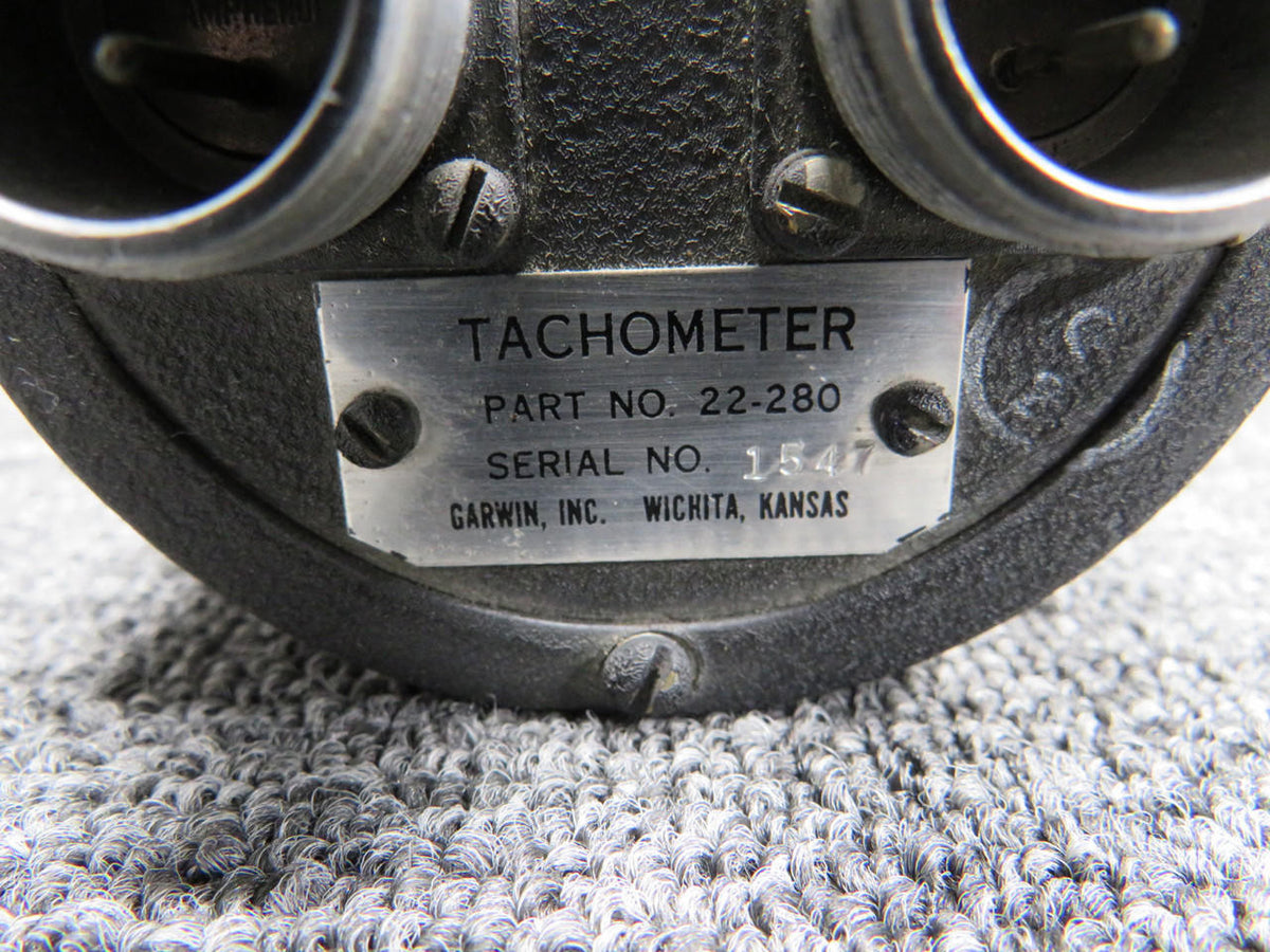 Garwin 22-280 Garwin Dual Tachometer Indicator (Worn Face) (Cloudy Screen)