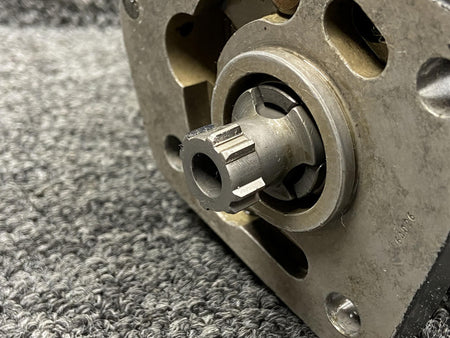 Hamilton Standard 4G10-21 Pratt & Whitney R-1340-AN-1 Hamilton Standard Propeller Governor (Core)