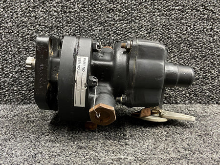 Hamilton Standard 4G10-21 Pratt & Whitney R-1340-AN-1 Hamilton Standard Propeller Governor (Core)