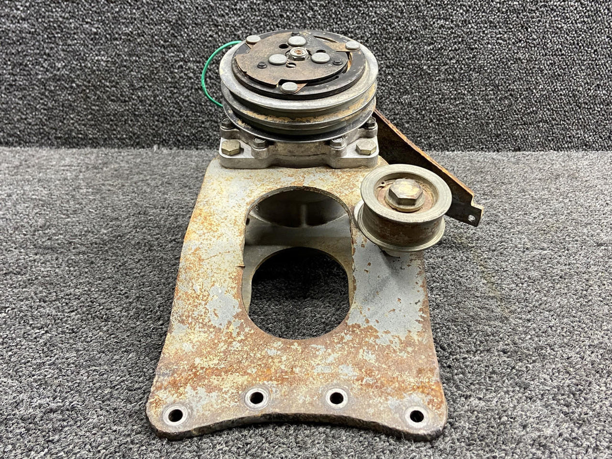 Sanden SD-505 Sanden Air Conditioning Compressor with Mounting Brackets