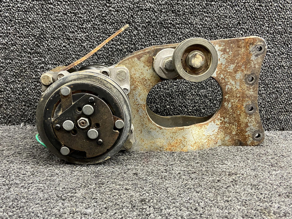 Sanden SD-505 Sanden Air Conditioning Compressor with Mounting Brackets