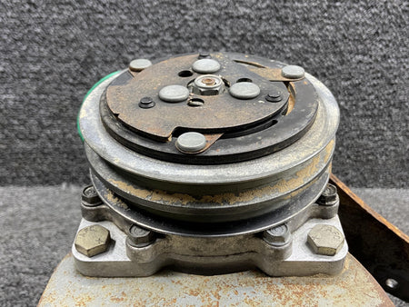 Sanden SD-505 Sanden Air Conditioning Compressor with Mounting Brackets