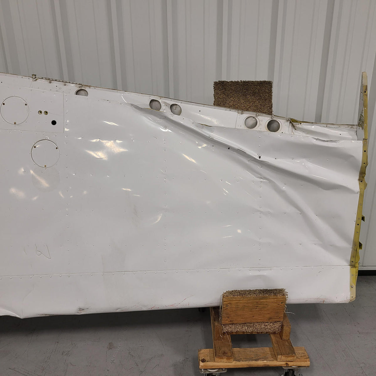 Cessna Aircraft Parts 0722000-26 Cessna 182S Wing Structure Assembly RH (Core)