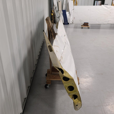 Cessna Aircraft Parts 0722000-26 Cessna 182S Wing Structure Assembly RH (Core)