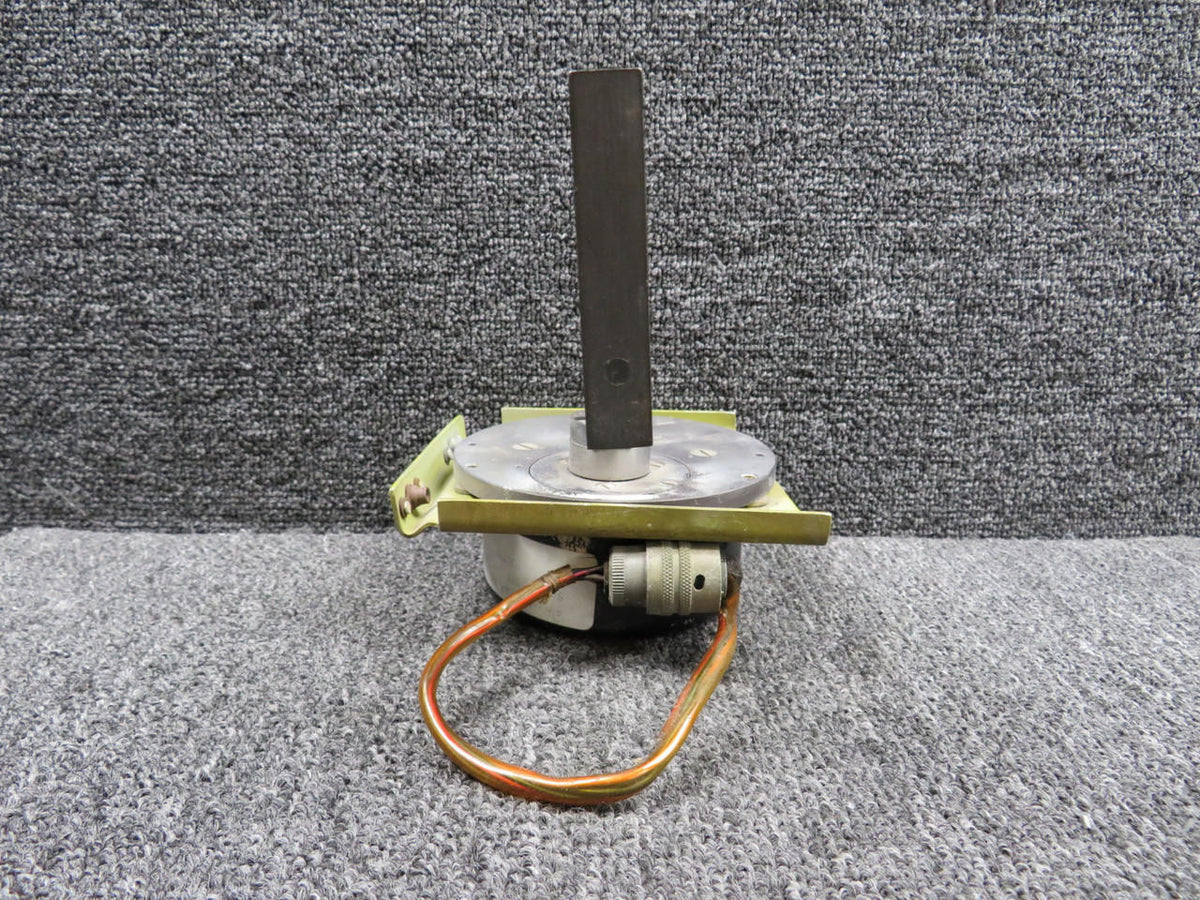Howard-Raisbeck 1-4712-6 Howard-Raisbeck Angle of Attack Transducer with Mount (Core)