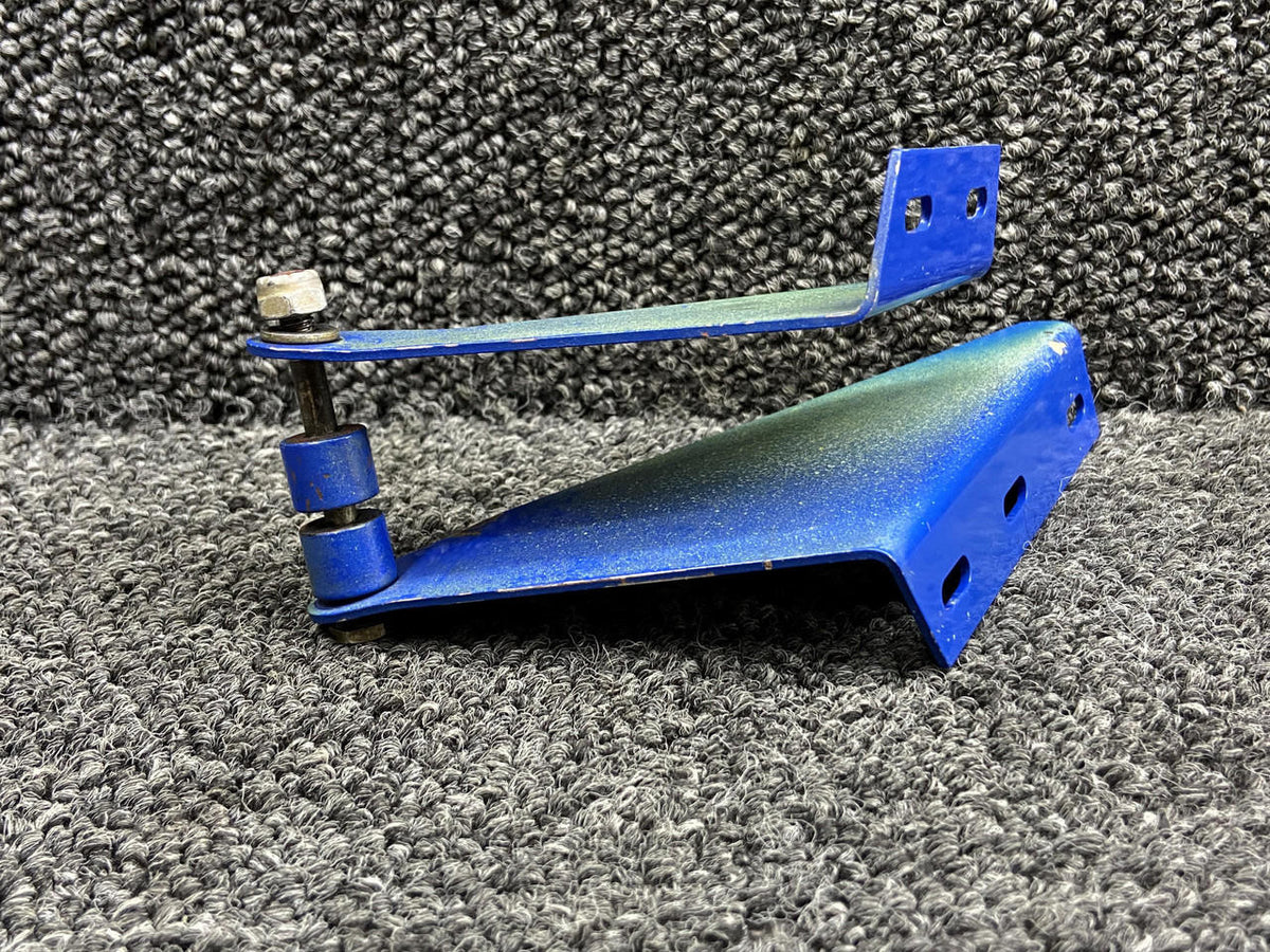 Air Tractor 60305-1, 60304-1 Air Tractor AT-401 Landing Light Actuator Mount Set