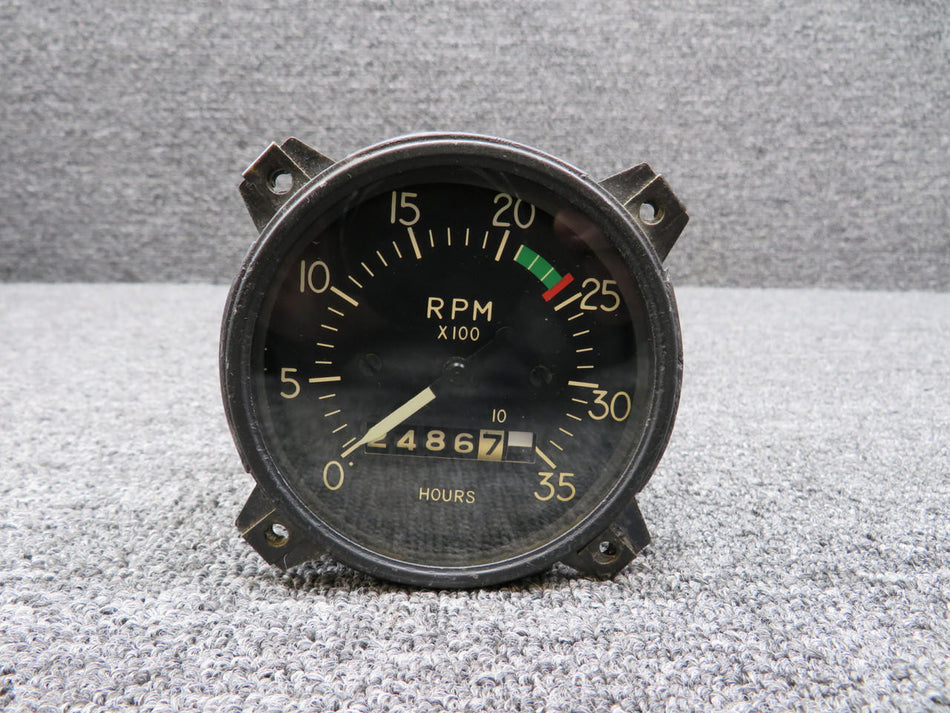 Stewart-Warner 828640 Stewart-Warner Recording Tachometer Indicator (Hours: 2486.70)
