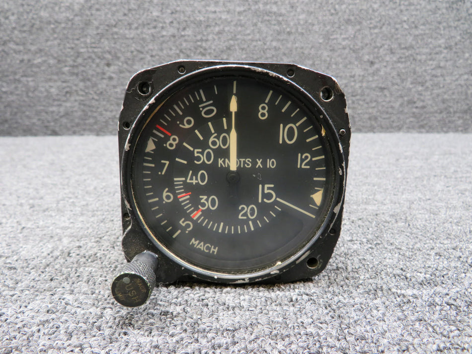 Learjet S225-3 Learjet Mach Airspeed Indicator (Worn Face and Knob)