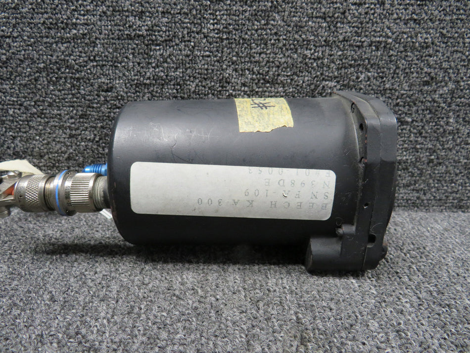 30040-1175 (Alt: 101-380033-1) Aerosonic Vertical Speed Indicator