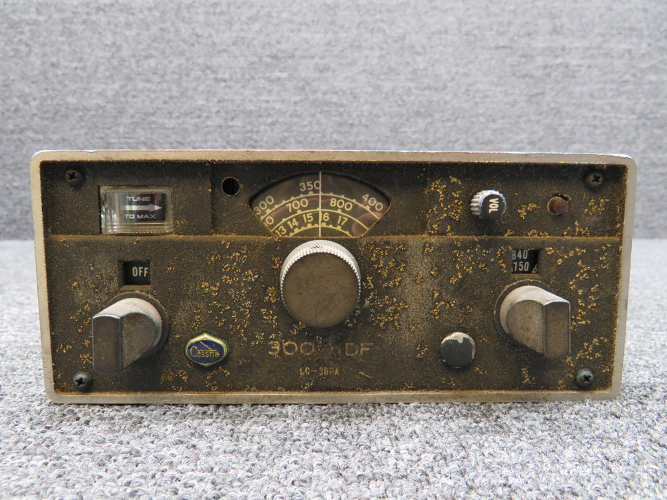 35700-1000 Aircraft Radio Company R-521B ADF Receiver with Tray (Eroded Face)