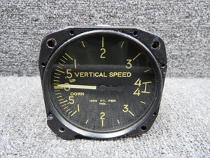 340-56-1210 MacLeod Instrument Rate of Climb Indicator (Discolored)