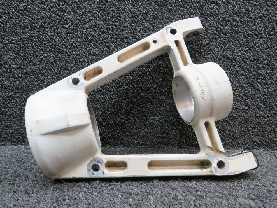 2443007-1 Cessna 172RG Trunnion Nose Gear Assembly