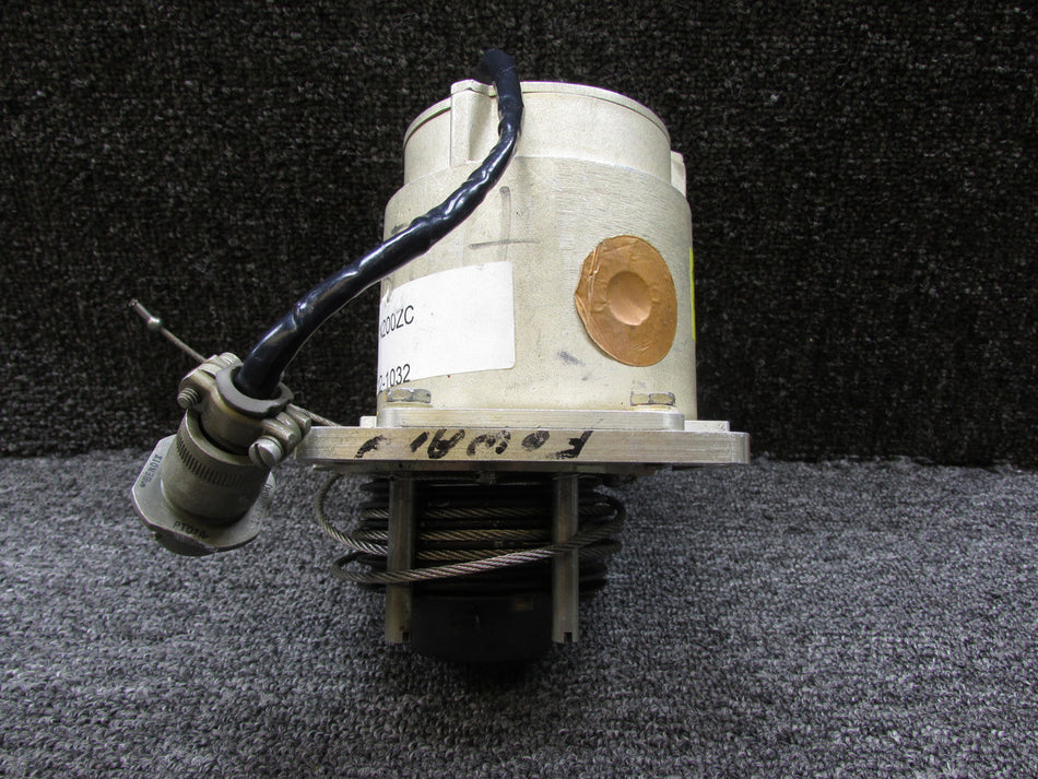 065-0076-05 King Radio KSA-470 Servo Actuator with Mods and Servo Mount