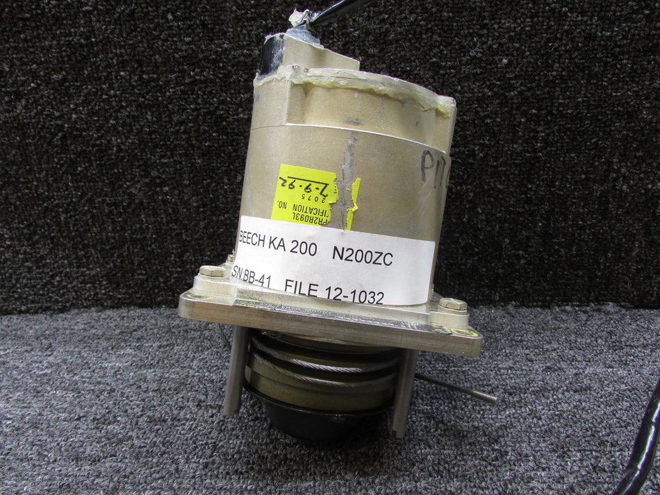 065-0076-05 Bendix-King KSA-470 Servo Actuator w Mods & King Radio Servo Mount