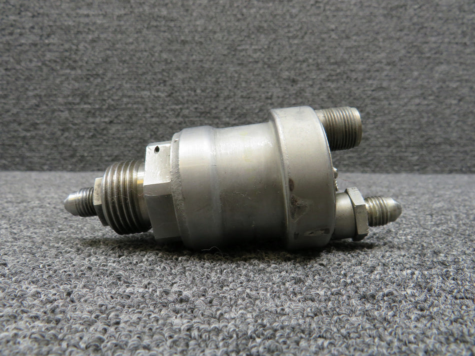 318-01050 (Alt: 3883030) Edison Oil Pressure Transmitter (0-200 PSI) (Volts: 26)