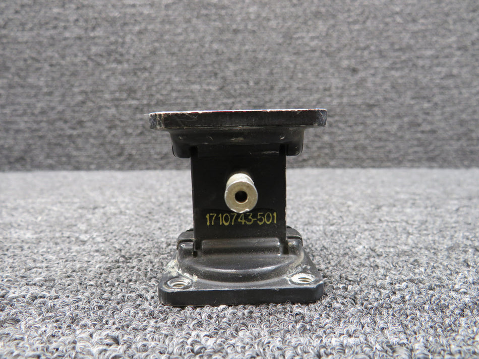 1710743-501 Wave Guide Adapter