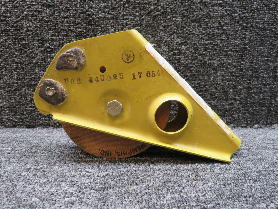 MS24566-4B Bell-Memphis Elevator Pulley with Bracket