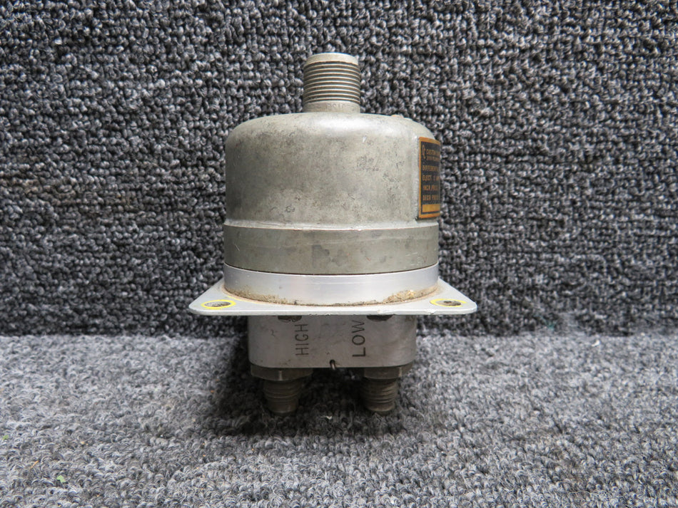42D164 Custom Component Differential Pressure Switch (28V)
