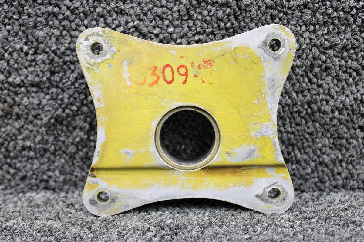 Piper Aircraft Parts 40309-000 (Cast: 40308) Piper PA31-350 Main Gear Side Brace Fitting Forward