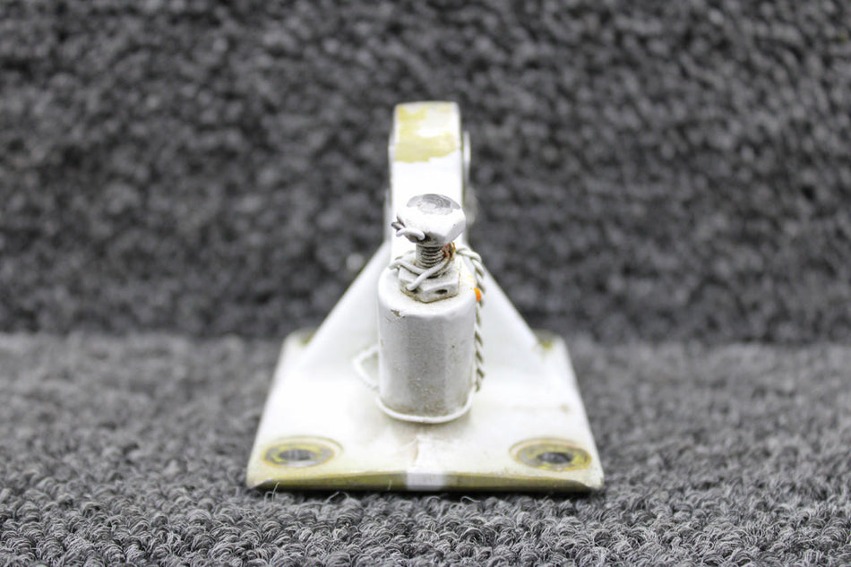 Piper Aircraft Parts 40249-000 Piper PA31-350 Elevator Center Hinge Assembly