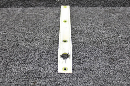 Piper Aircraft Parts 43711-000 Piper PA31-350 Main Gear Door Bracket Inboard