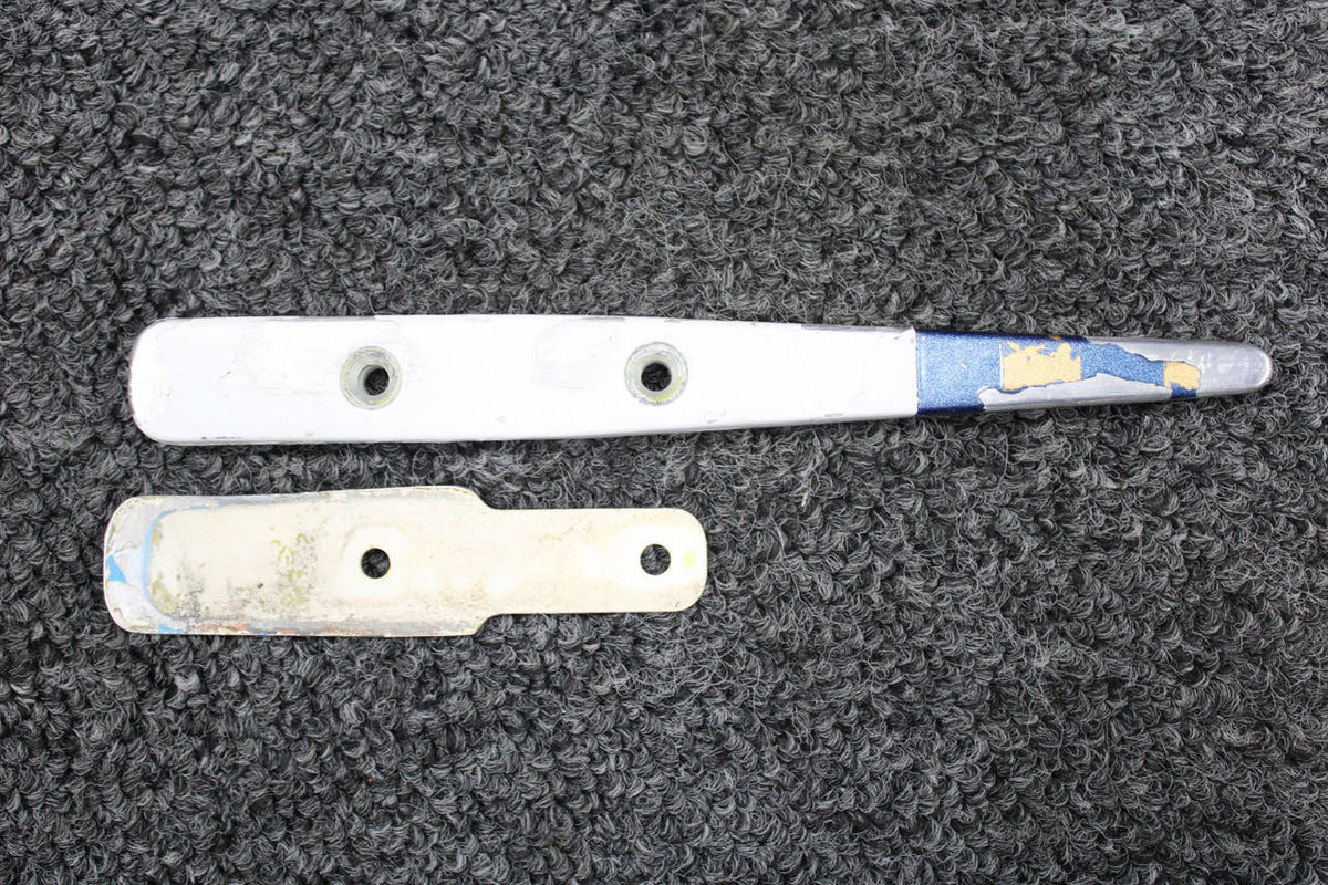 Piper Aircraft Parts 43546-000 Piper PA31-350 Lower Entrance Door Handle Outer