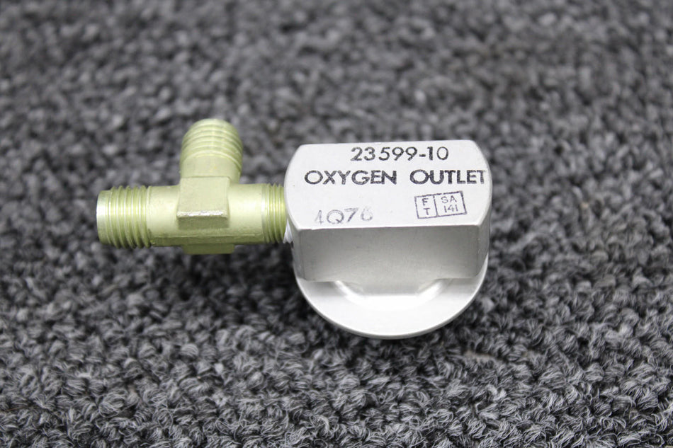 Piper Aircraft Parts 23599-10 Piper PA31-350 Oxygen Outlet with T-Fitting