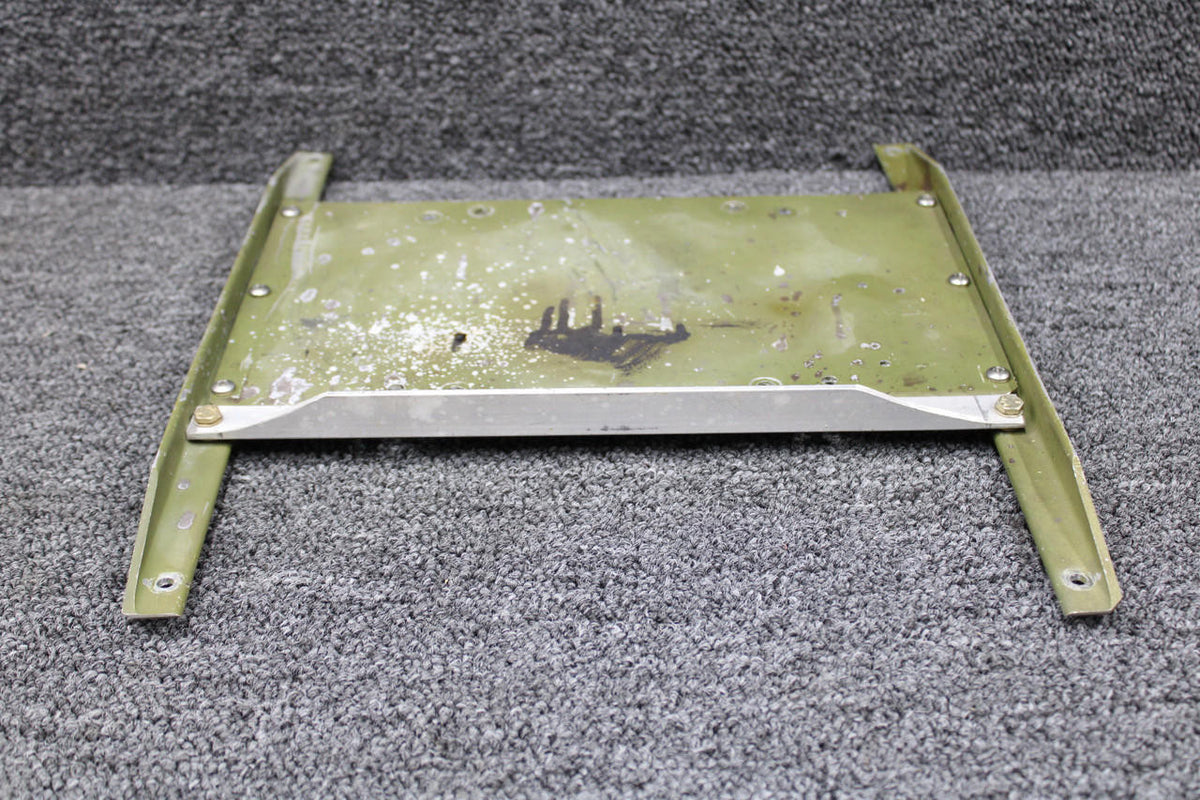 Piper Aircraft Parts 71945-002 Piper PA31-350 Radar Equipment Mounting Bracket Assembly