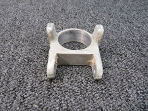 0543007-2 Cessna 150 Fitting Nose Gear