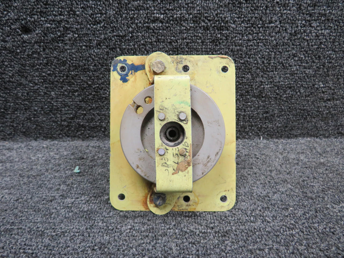 Does Not Apply 7913001-F Flight Refueling Manual Valve