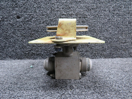 Does Not Apply 7913001-F Flight Refueling Manual Valve