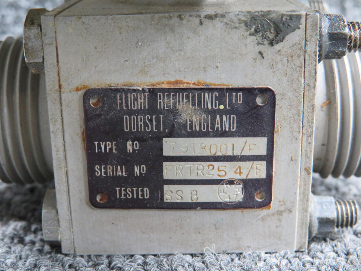 Does Not Apply 7913001-F Flight Refueling Manual Valve