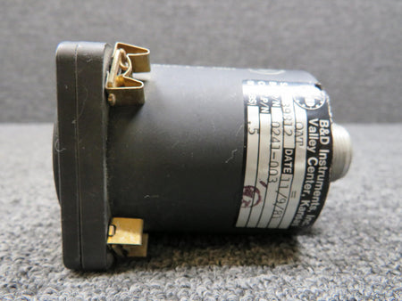 B and D Instruments 0241-003 B and D Instruments Outside Air Temperature Indicator (Worn Face)