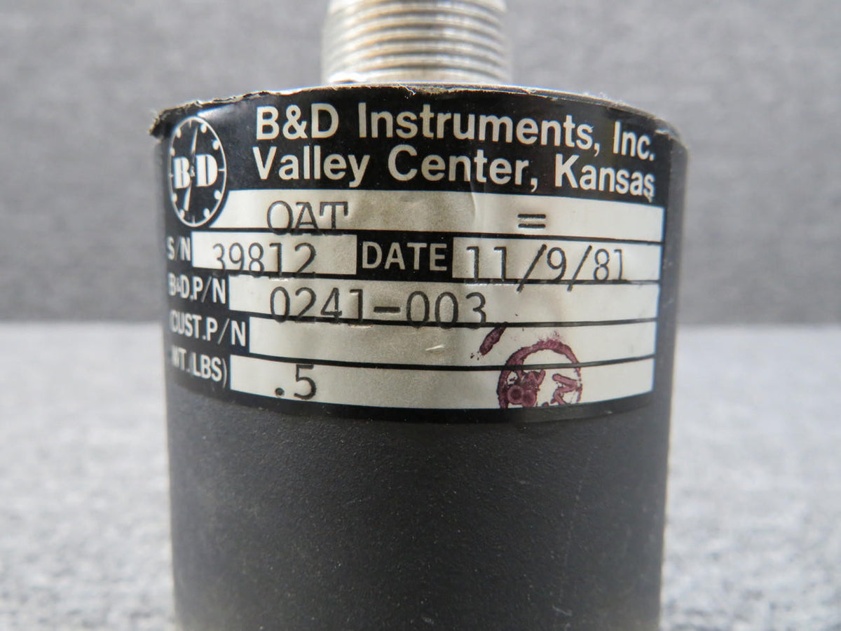 B and D Instruments 0241-003 B and D Instruments Outside Air Temperature Indicator (Worn Face)