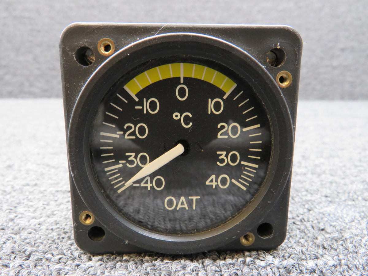 B and D Instruments 0241-003 B and D Instruments Outside Air Temperature Indicator (Worn Face)