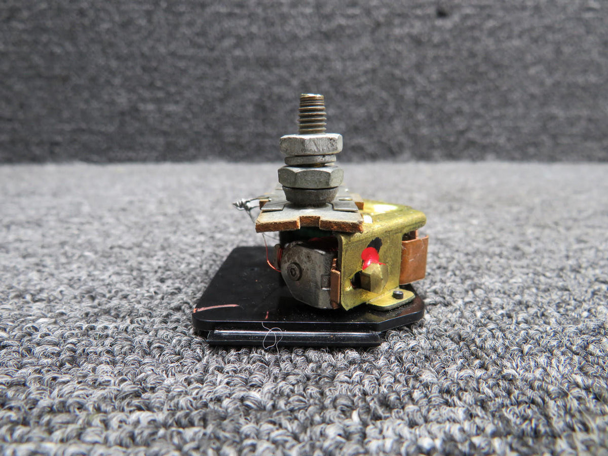 5644537 Fuel Quantity Indicator