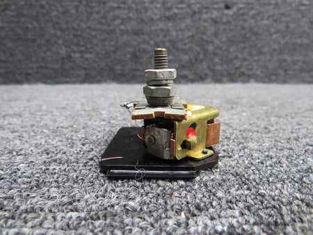 5644537 Fuel Quantity Indicator