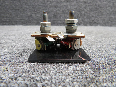 5644537 Fuel Quantity Indicator