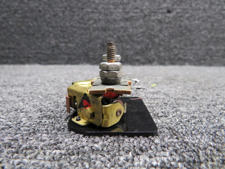 5644537 Fuel Quantity Indicator