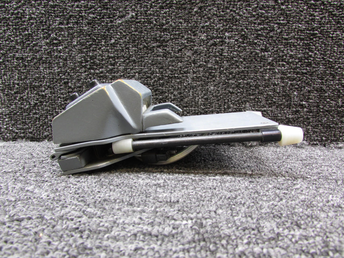 Embraer 120-48551-001 Embraer Map Holder with Chronometer