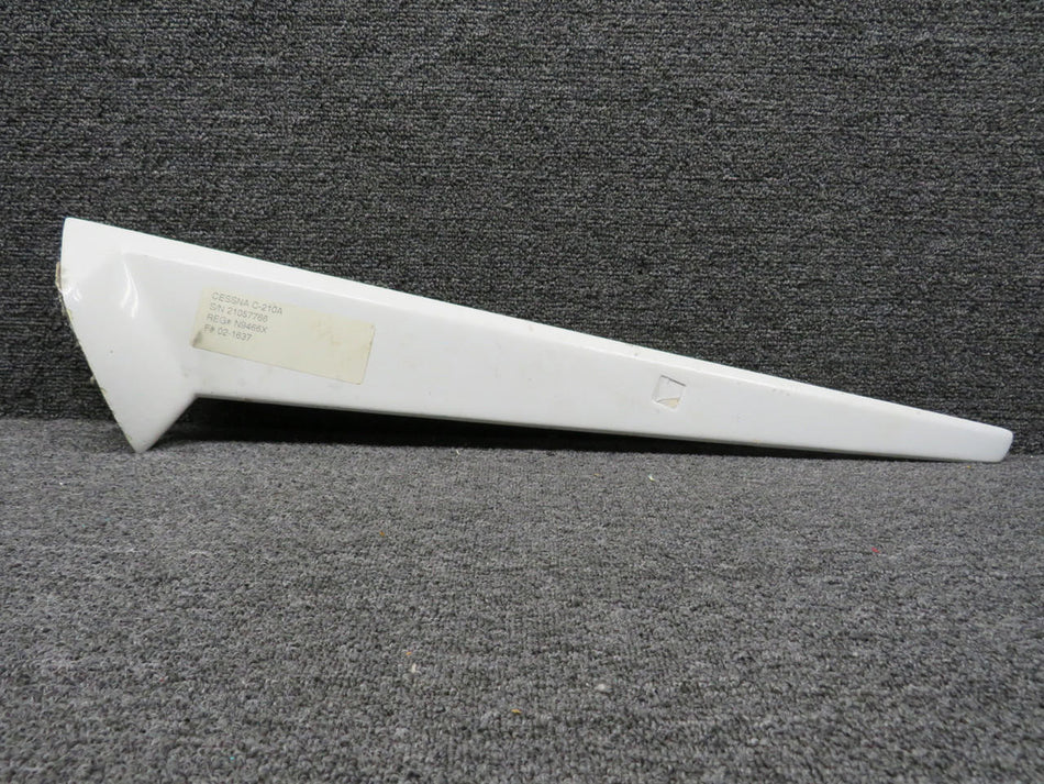 Narco VP-10 Narco Antenna (Worn Bottom and Paint)