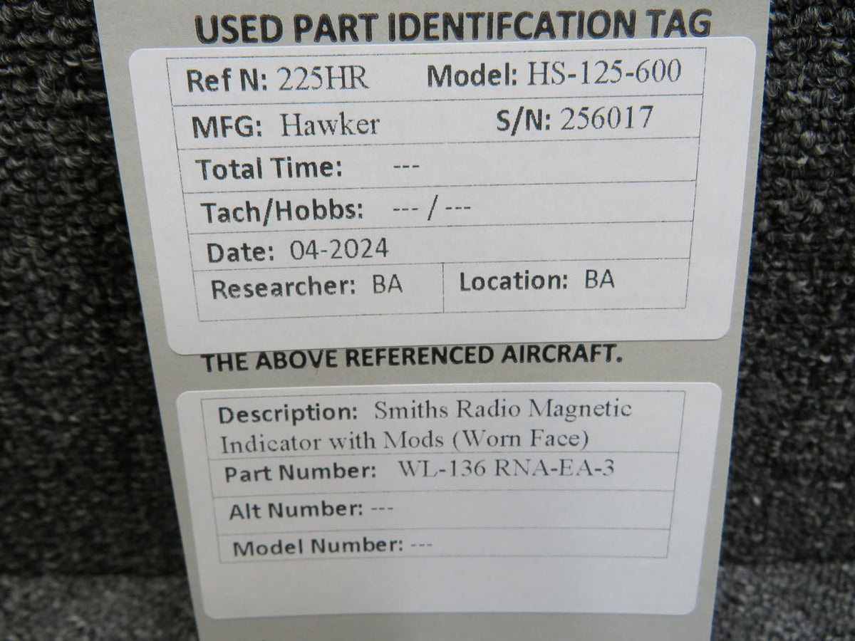 Smiths Radio WL-136 RNA-EA-3 Smiths Radio Magnetic Indicator with Mods (Worn Face)