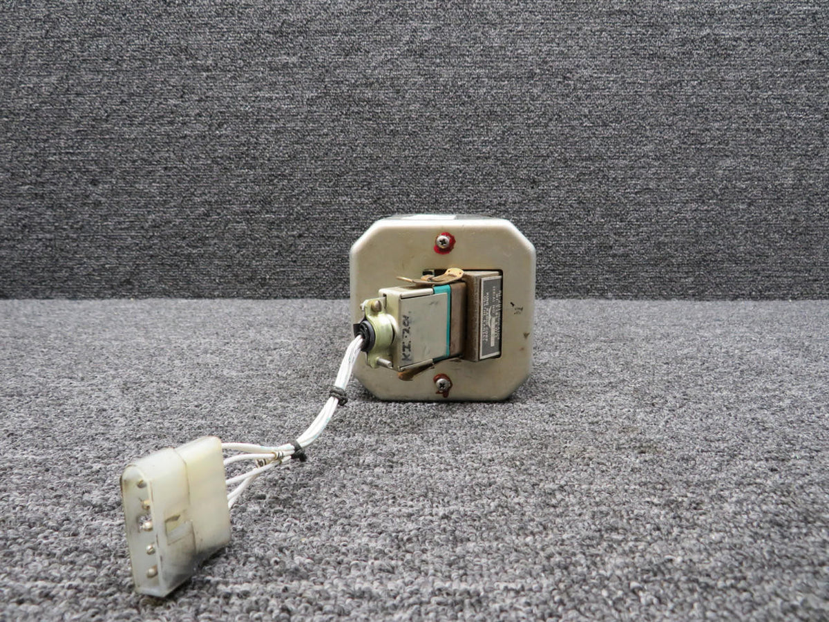 King Radio KI-201 King Radio VOR, LOC Indicator (Chipped Mount, Worn Holes)