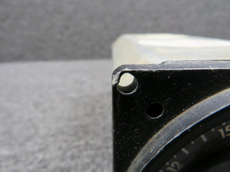 King Radio KI-201 King Radio VOR, LOC Indicator (Chipped Mount, Worn Holes)