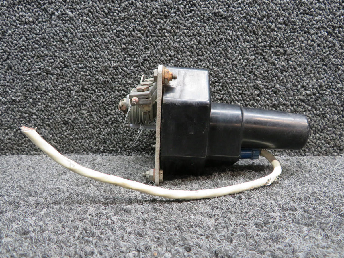 Piper Aircraft Parts 762-207 (Alt: 1C465-1-504R) Piper PA23-250 Roll Servo Assembly