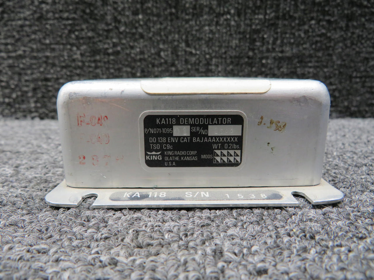 King Radio 071-1095-01 King Radio KA-118 Demodulator with Connector